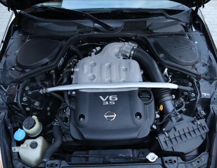 Nissan 350 Z Kupé 3,5 l 206 kw