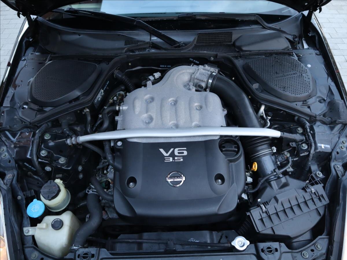 Nissan 350 Z Kupé 3,5 l 206 kw