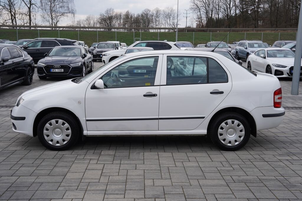Škoda Fabia Sedan / Limuzína 1,2 l 47 kw