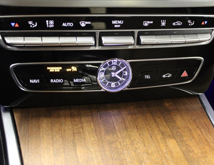 Mercedes-Benz Třídy G SUV / Terénní 2,9 l 210 kw