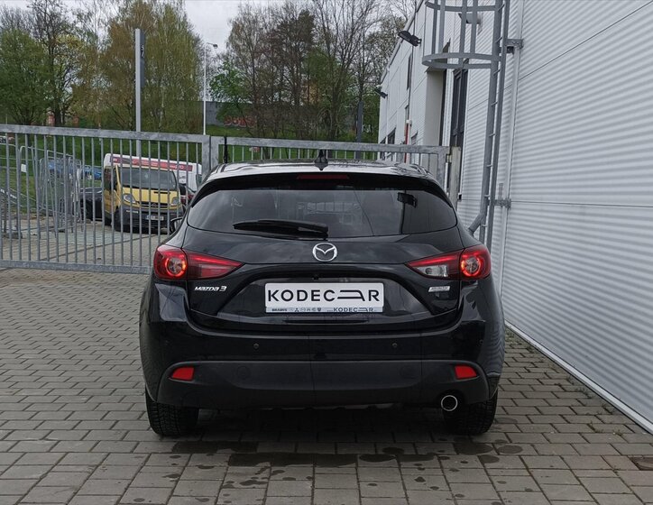 Mazda 3 Hatchback 1,5 l 77 kw