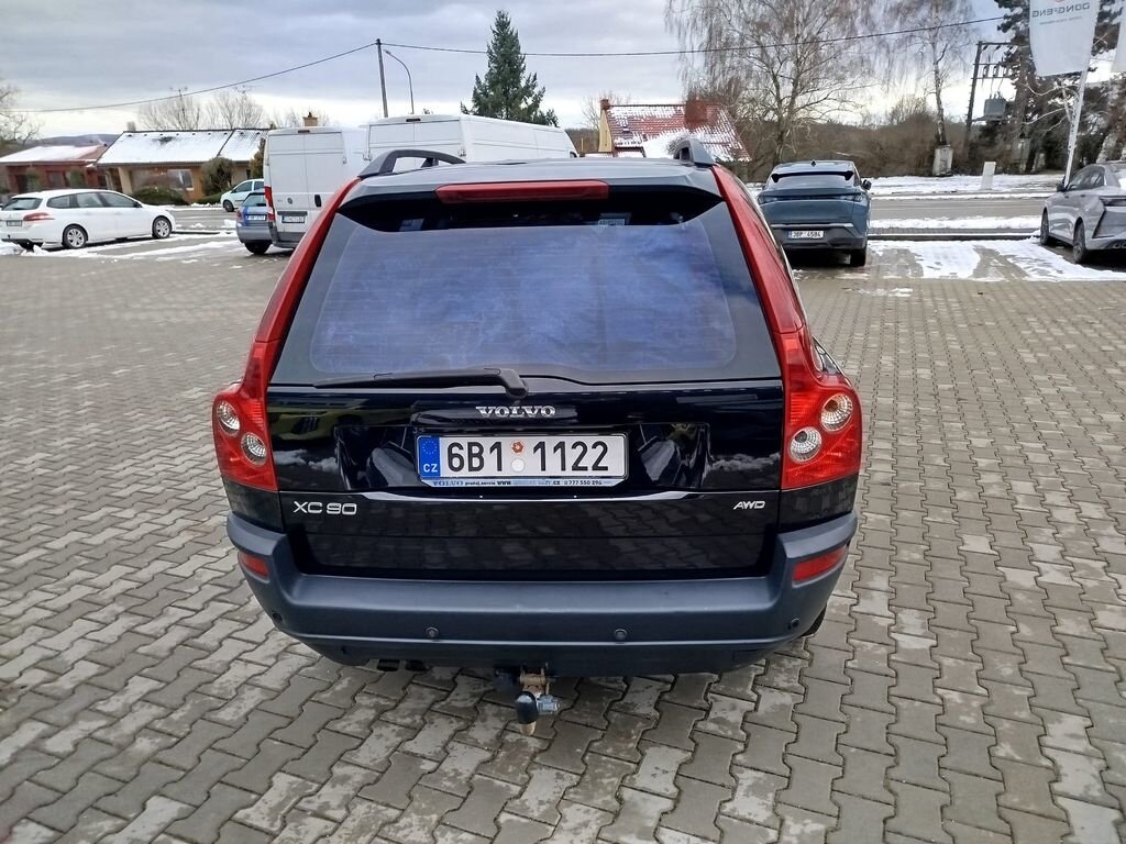 Volvo XC90 SUV / Terénní 2,4 l 136 kw