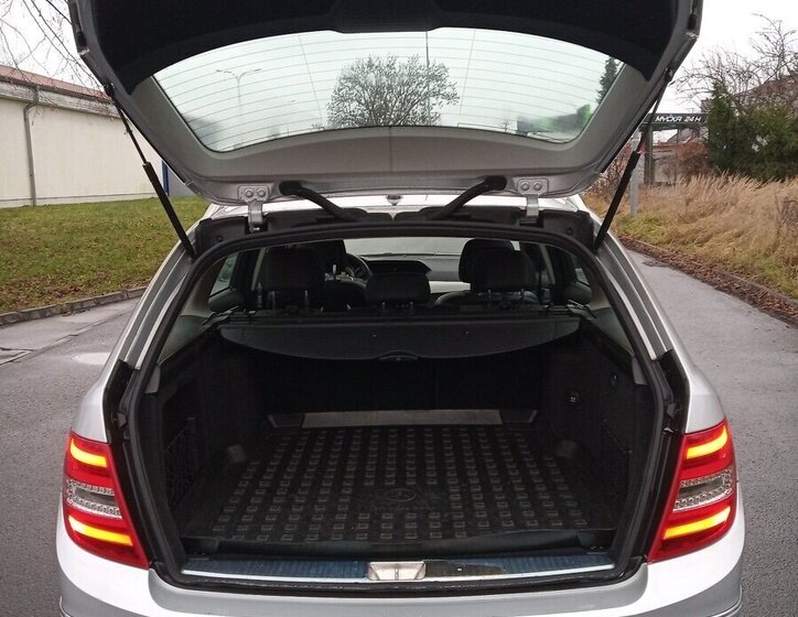 Mercedes-Benz Třídy C Kombi 0,0 125 kw