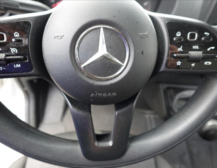 Mercedes-Benz Sprinter Valník 2,0 l 125 kw