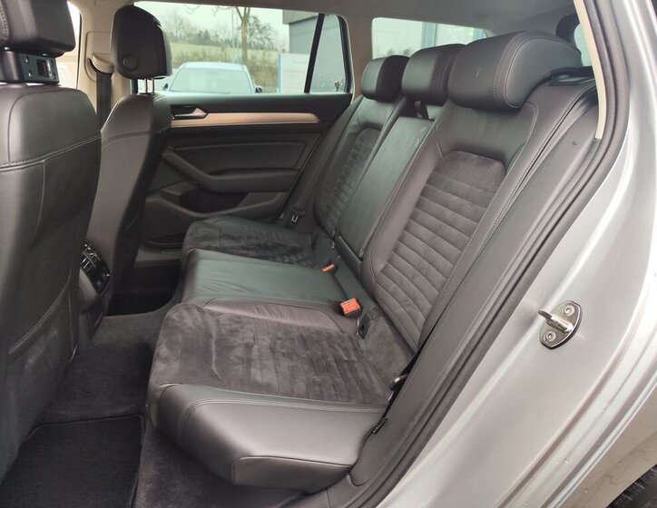 Volkswagen Passat Sedan 2,0 l 140 kw