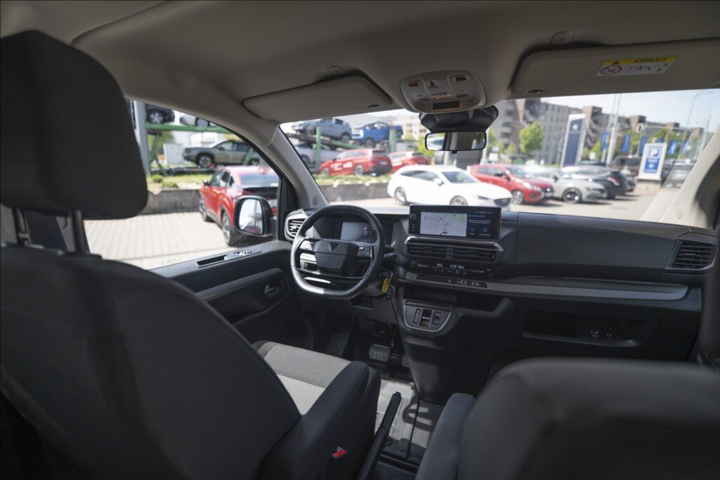 Peugeot Traveller Ostatní 2,0 l 130 kw
