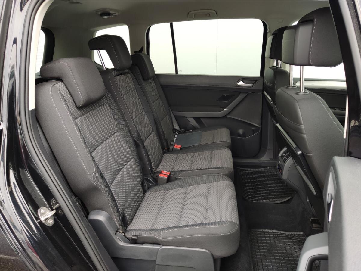 Volkswagen Touran MPV 1,2 l 81 kw