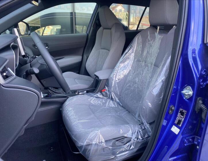 Toyota Corolla Cross 9