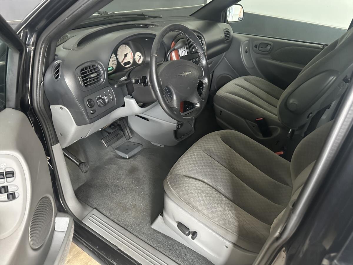 Chrysler Voyager MPV 2,8 l 110 kw