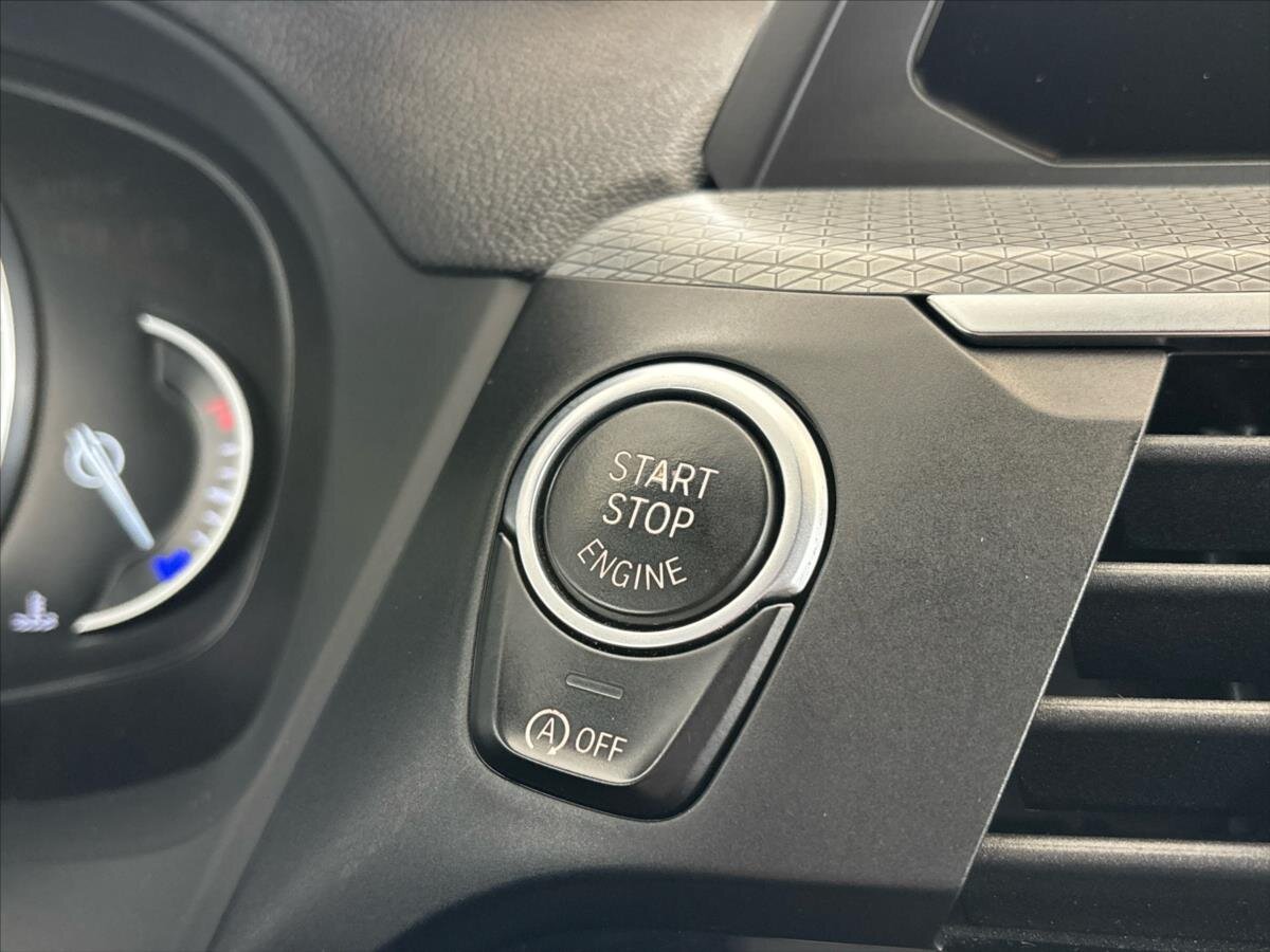 BMW X3 SUV / Terénní 2,0 l 140 kw