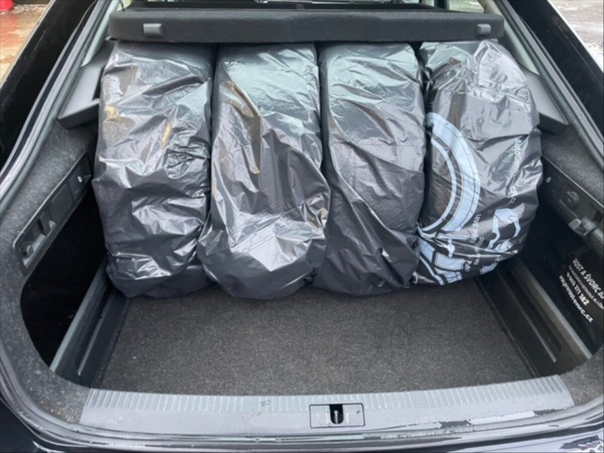 Škoda Superb Liftback 2,0 l 110 kw