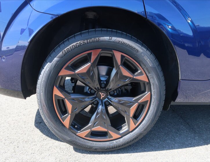 Cupra Terramar SUV / Terénní 2,0 l 195 kw