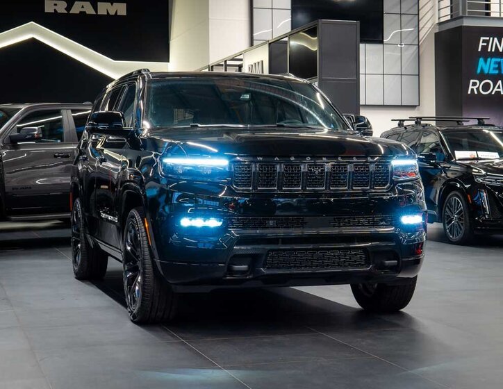 Jeep Grand Wagoneer SUV / Terénní 6,4 l 351 kw