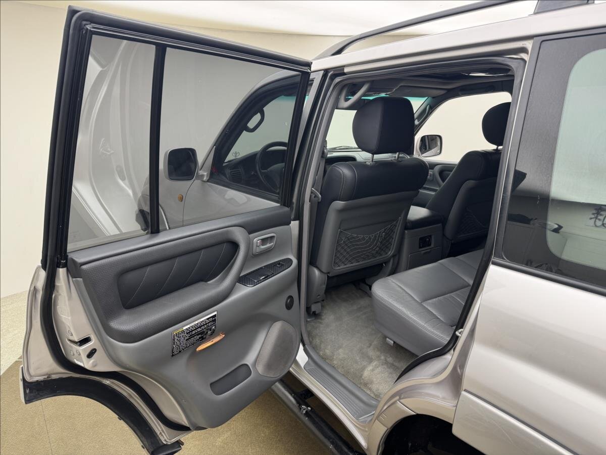 Toyota Land Cruiser SUV / Terénní 4,2 l 150 kw