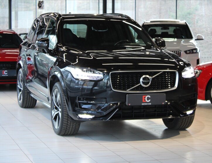 Volvo XC90 SUV / Terénní 2,0 l 173 kw