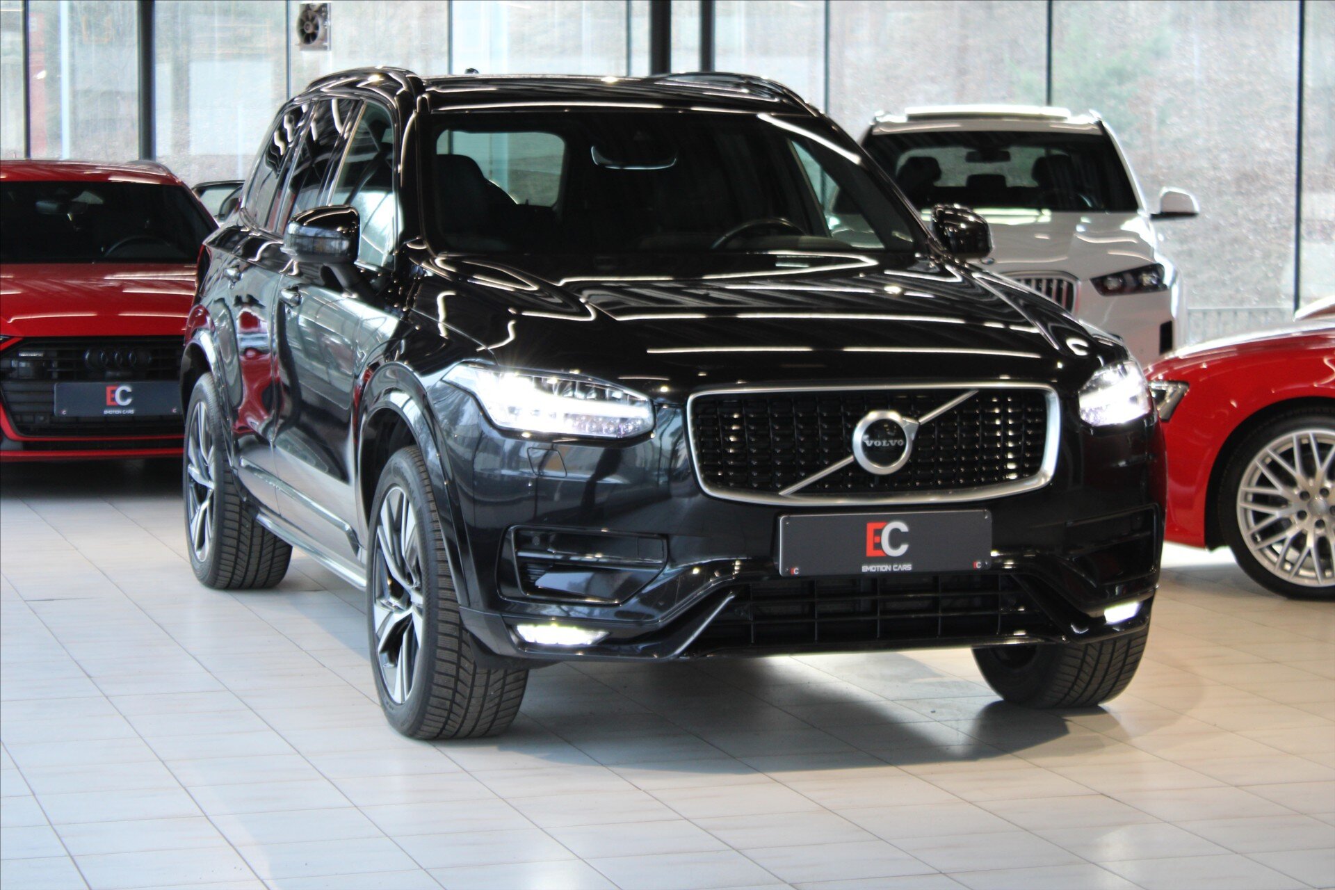 Volvo XC90 SUV / Terénní 2,0 l 173 kw