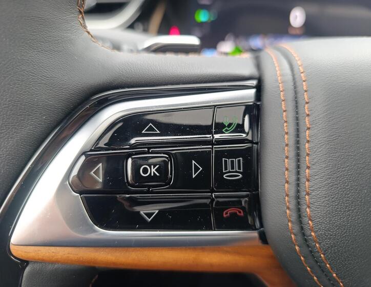 Jeep Grand Cherokee 25