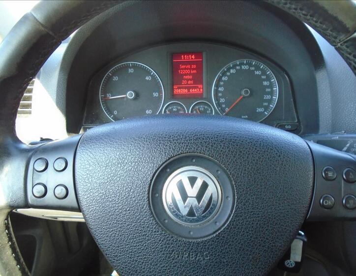 Volkswagen Golf 21