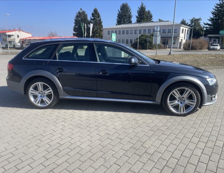 Audi A4 Allroad Kombi 2,0 l 140 kw