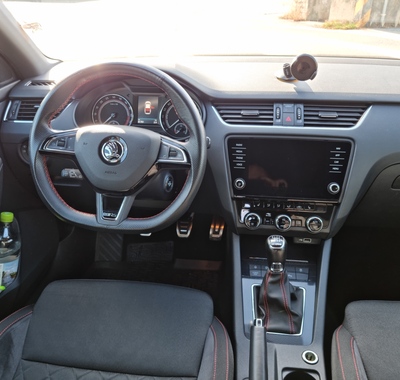 Škoda Octavia 16