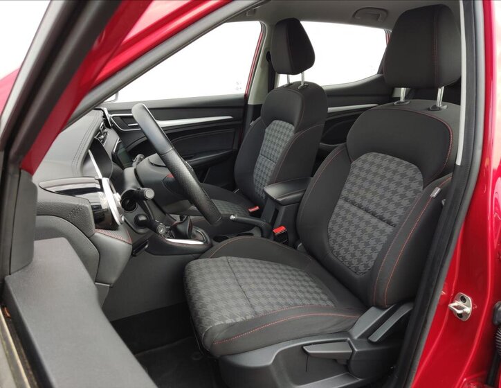 MG ZS SUV / Terénní 1,5 l 78 kw