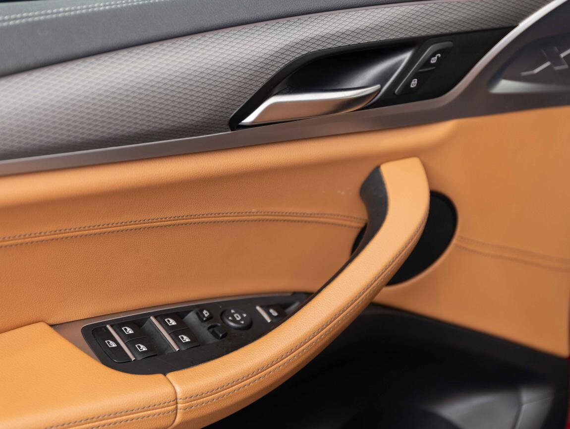 BMW X4 SUV / Terénní 3,0 l 240 kw