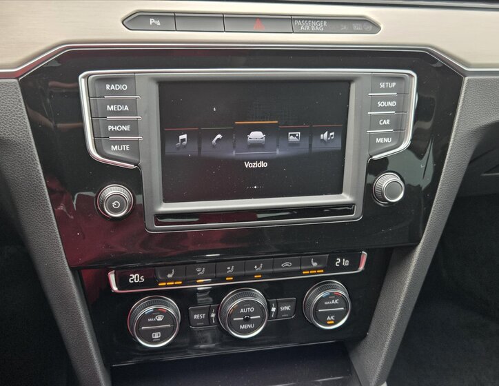 Volkswagen Passat Sedan / Limuzína 2,0 l 110 kw