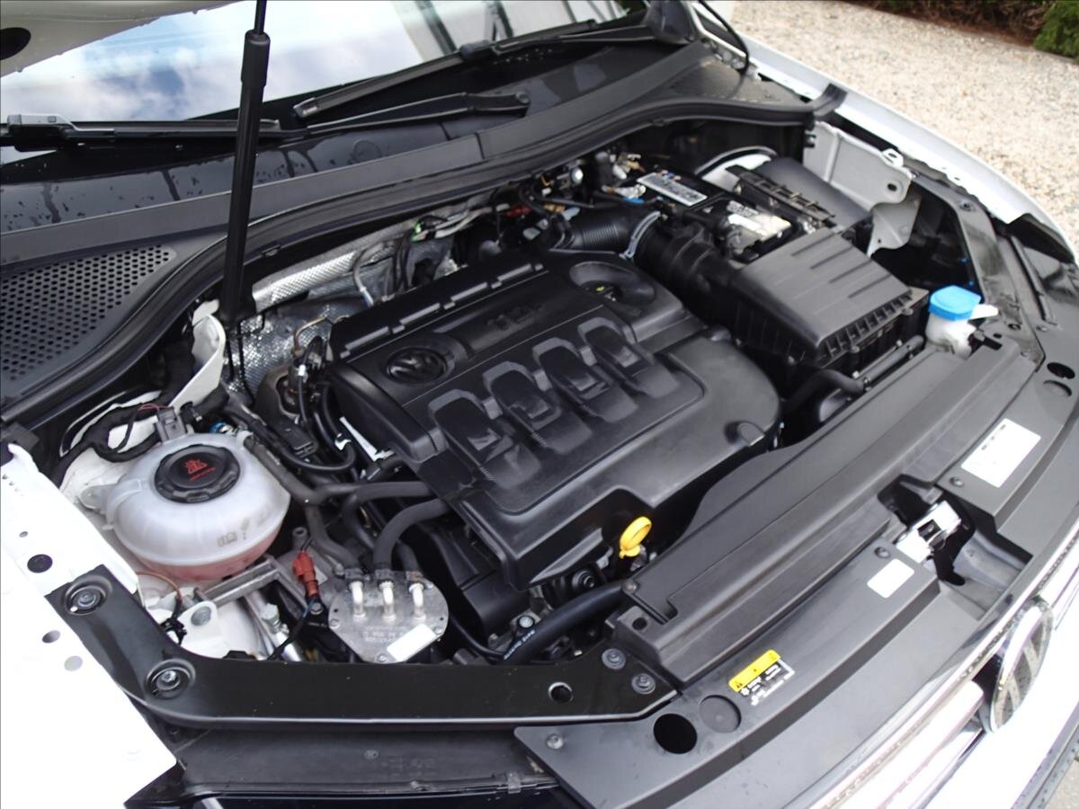 Volkswagen Tiguan SUV / Terénní 2,0 l 110 kw