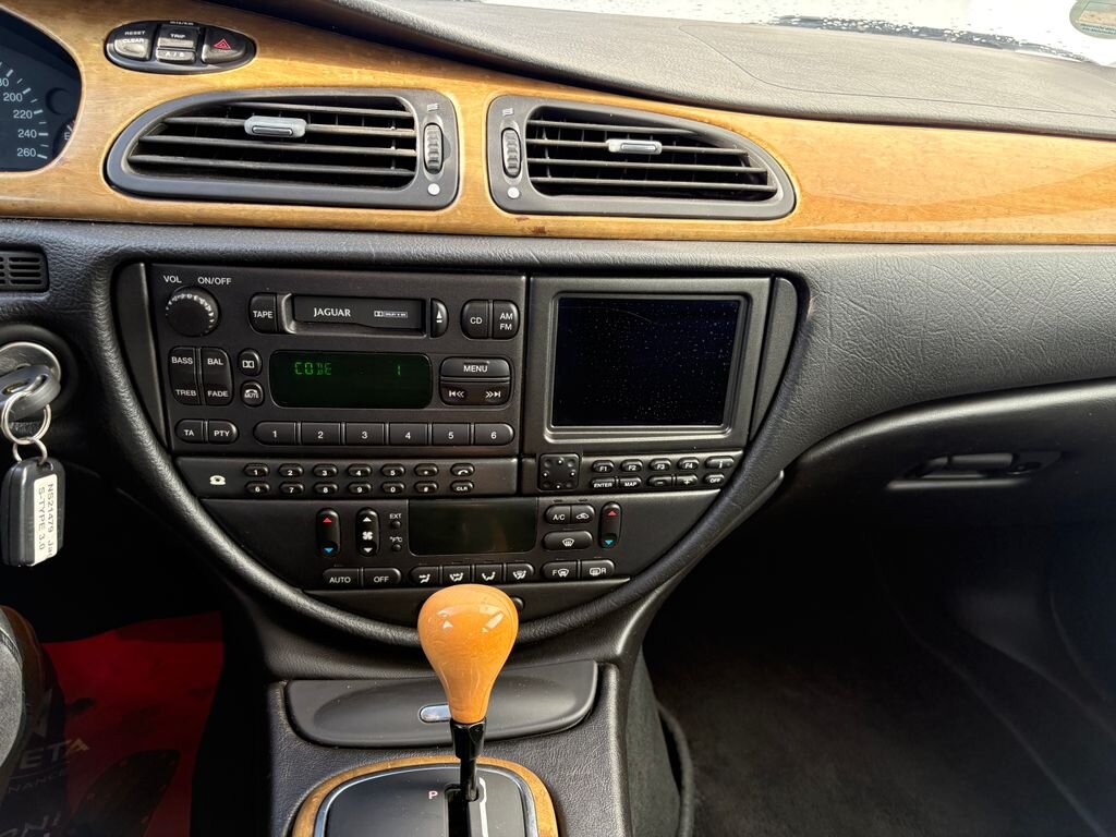 Jaguar S-Type Sedan 3,0 l 175 kw