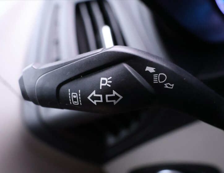 Ford Tourneo Connect Kombi 1,5 l 88 kw