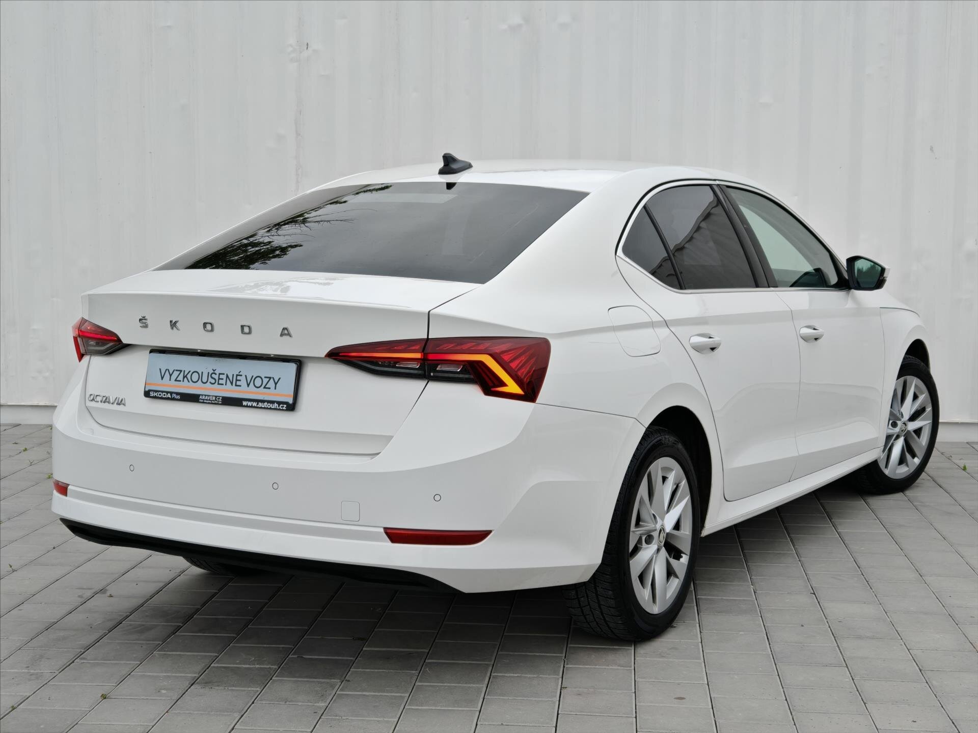 Škoda Octavia Sedan / Limuzína 2,0 l 85 kw