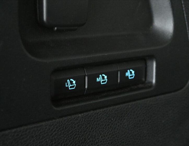 Ford S-MAX MPV 2,0 l 110 kw