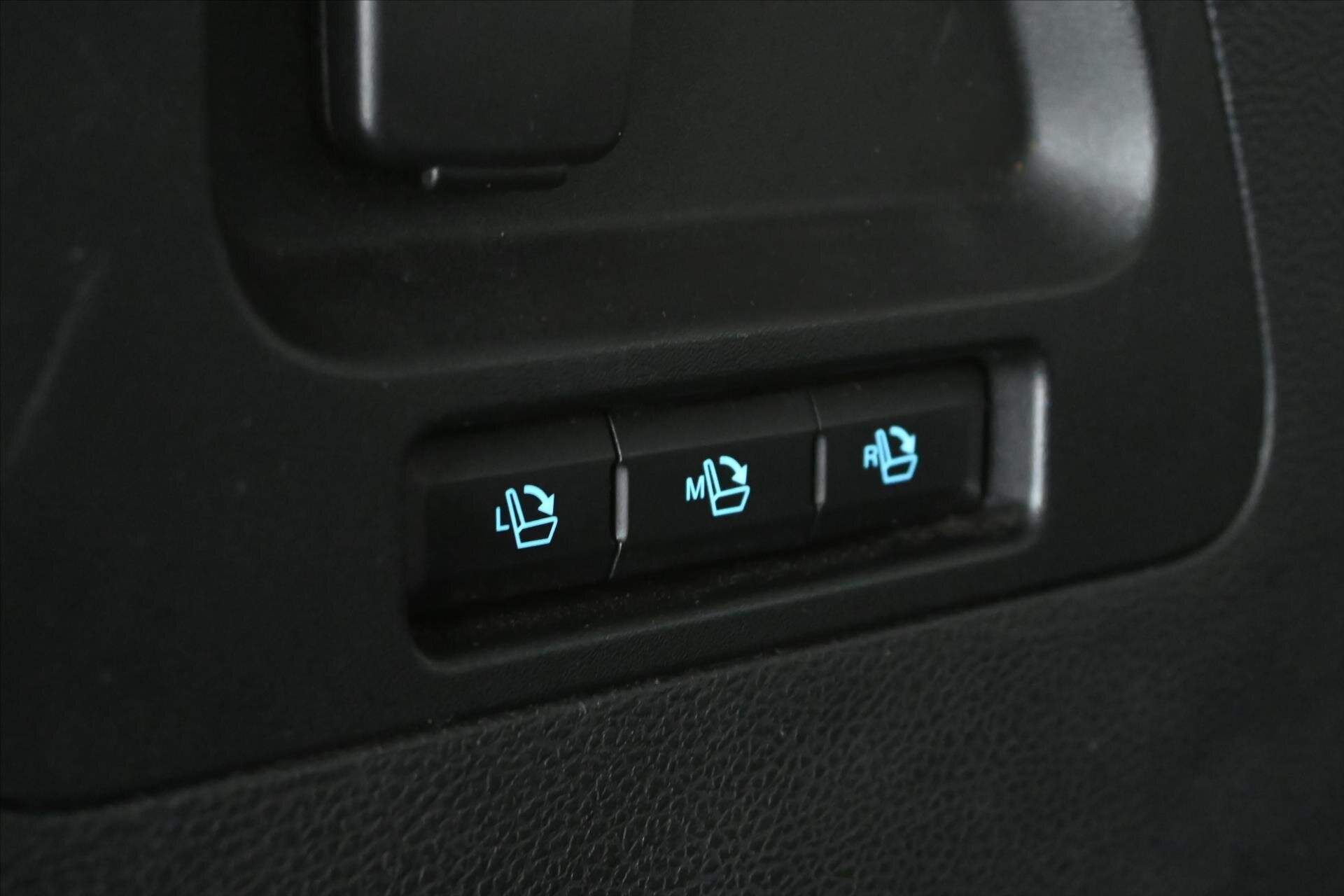 Ford S-MAX MPV 2,0 l 110 kw