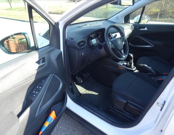 Opel Crossland X MPV 1,2 l 61 kw