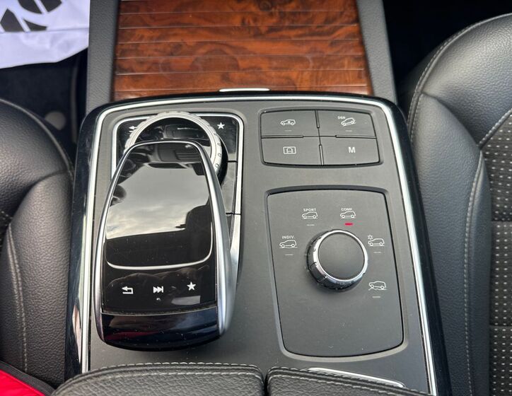 Mercedes-Benz GLE 15