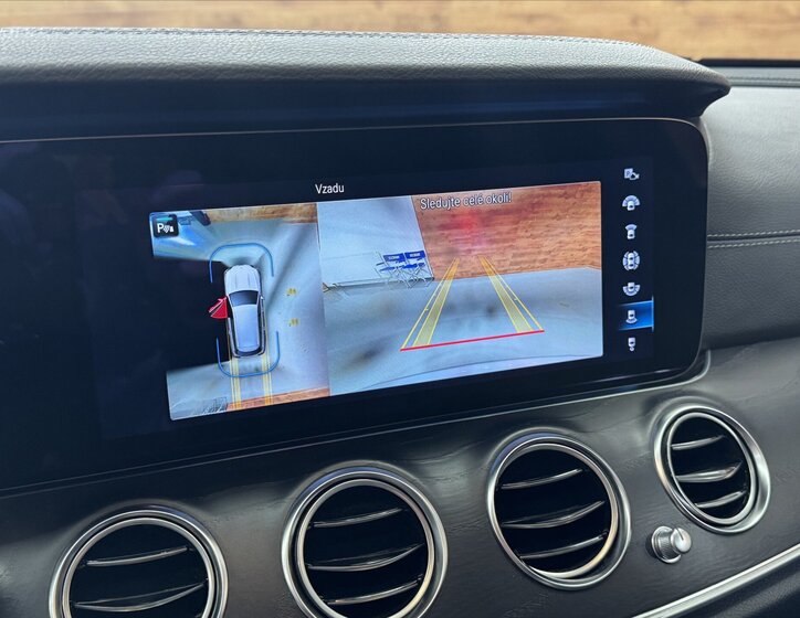 Mercedes-Benz Třídy E Kombi 2,9 l 243 kw