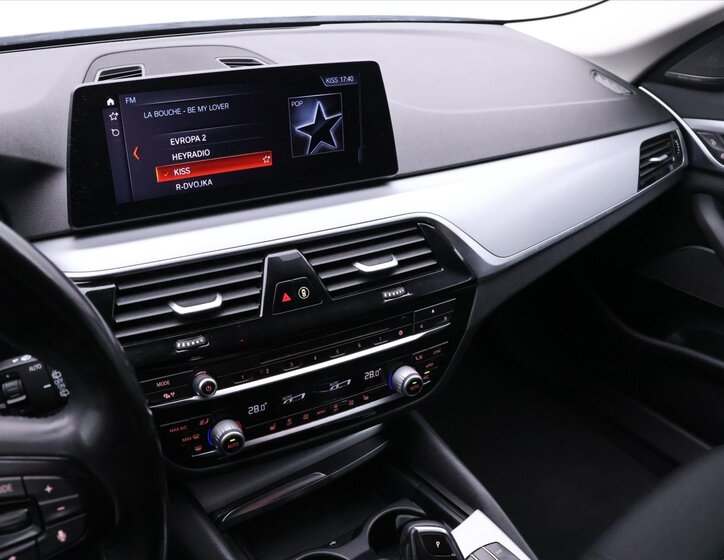 BMW Řada 5 Kombi 2,0 l 170 kw