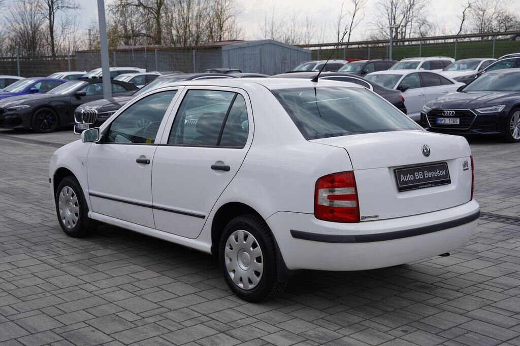 Škoda Fabia Sedan / Limuzína 1,2 l 47 kw