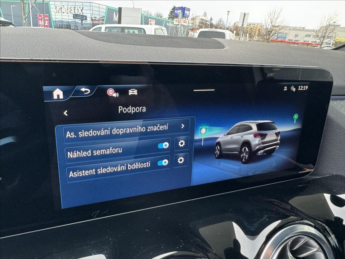 Mercedes-Benz GLA SUV / Terénní 2,0 l 110 kw
