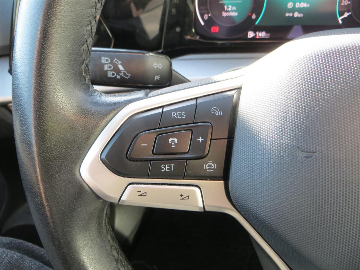 Volkswagen Golf Kombi 2,0 l 85 kw