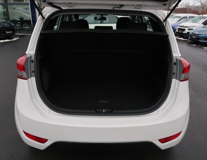 Hyundai ix20 Hatchback 1,4 l 66 kw