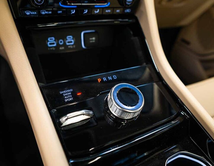 Jeep Grand Cherokee SUV 3,6 l 218 kw