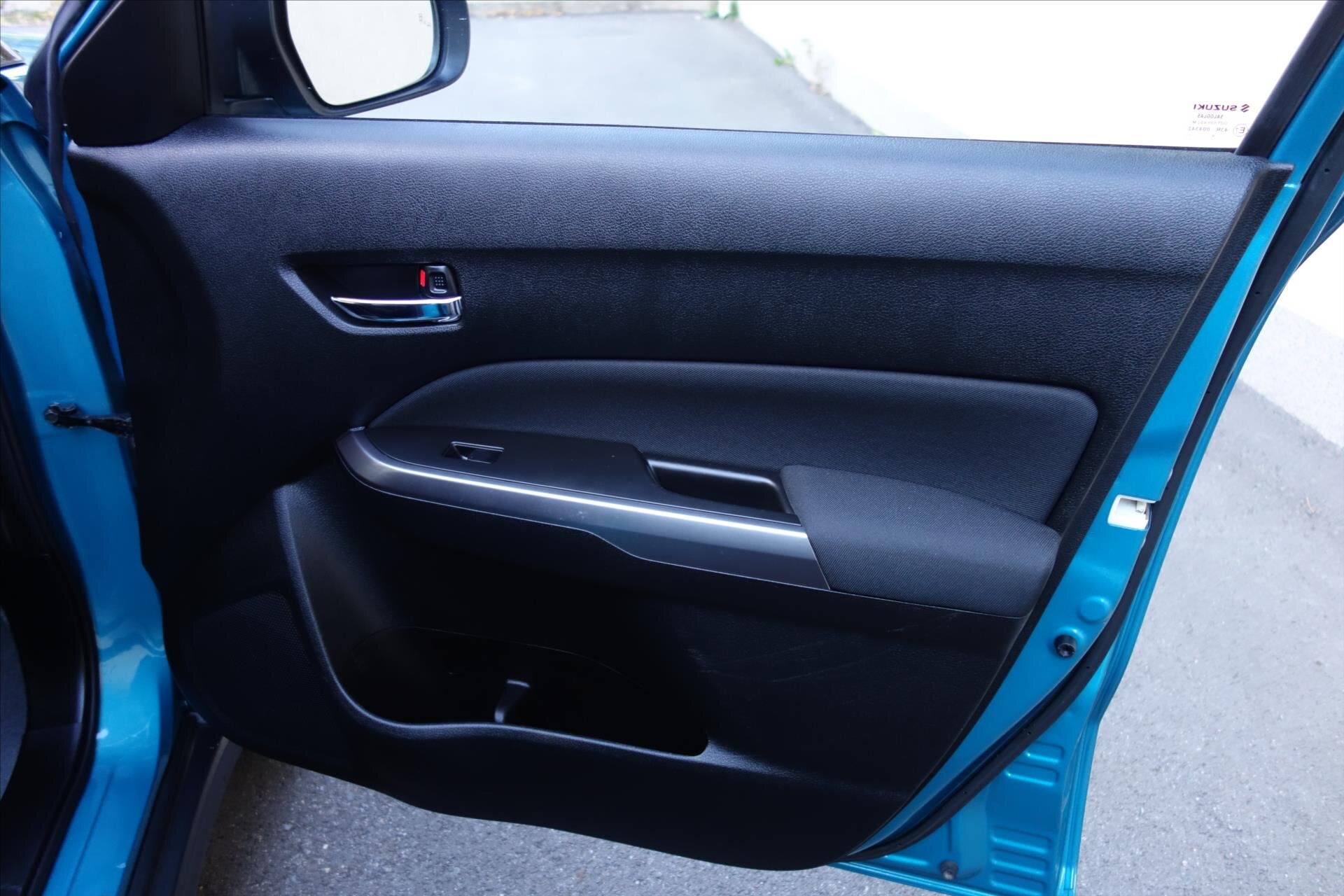 Suzuki Vitara SUV 1,4 l 103 kw