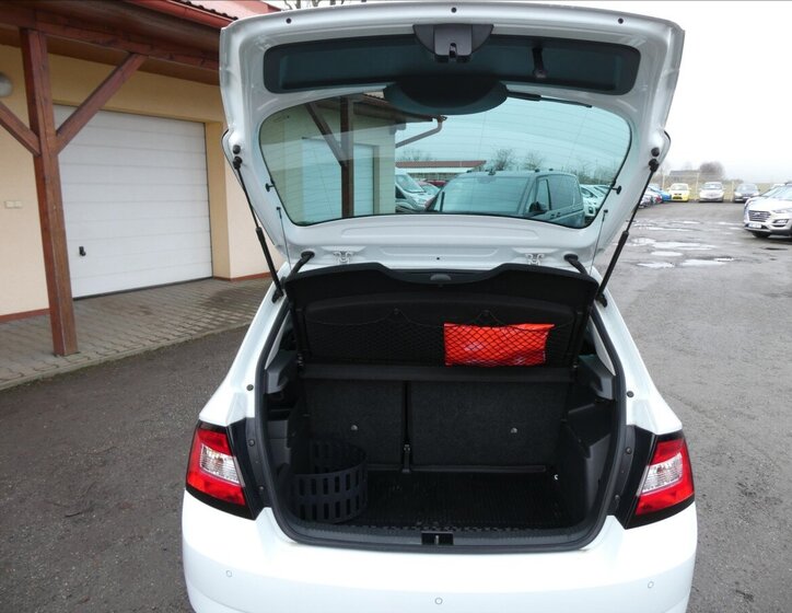 Škoda Fabia Hatchback 1,2 l 81 kw