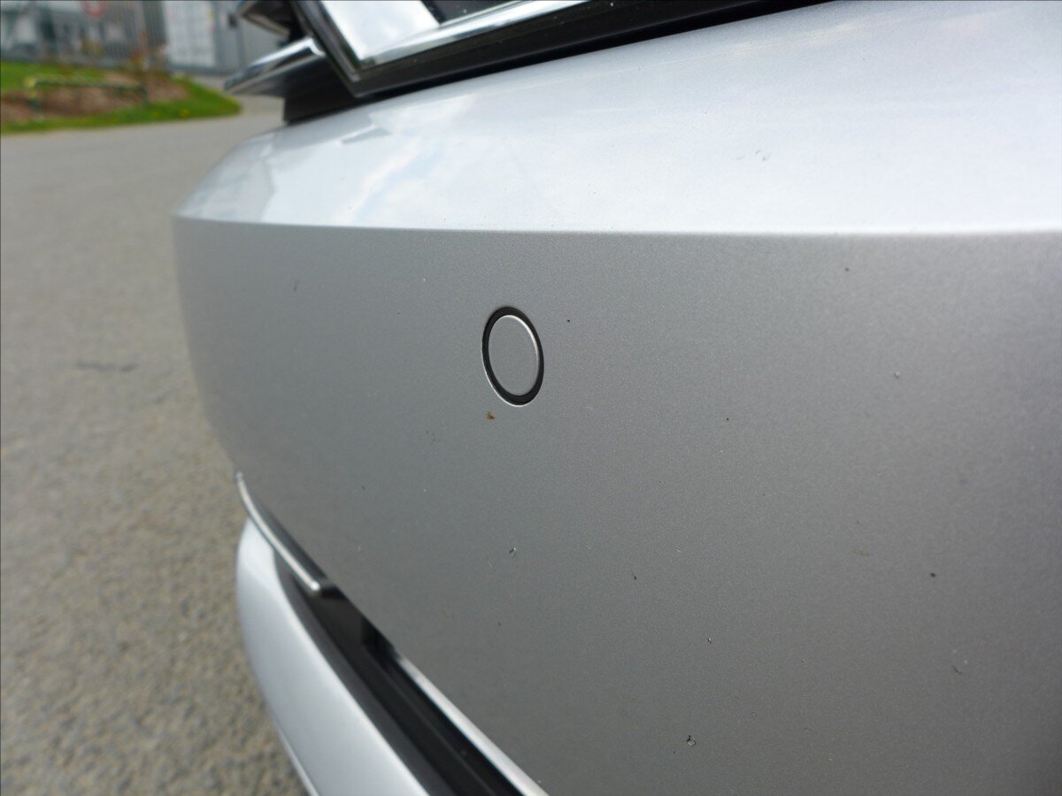 Volkswagen Passat Kombi 2,0 l 110 kw