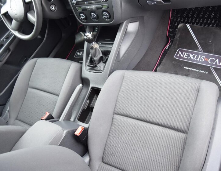 Volkswagen Golf Hatchback 1,9 l 66 kw