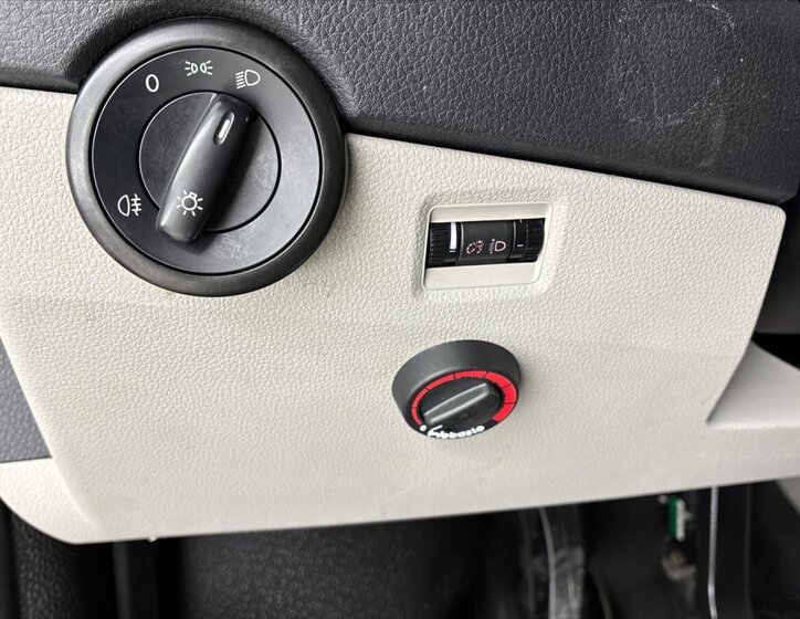 Volkswagen Transporter Kombi 2,0 l 110 kw