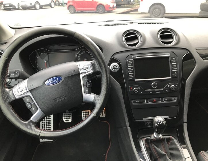 Ford Mondeo Kombi 2,2 l 147 kw