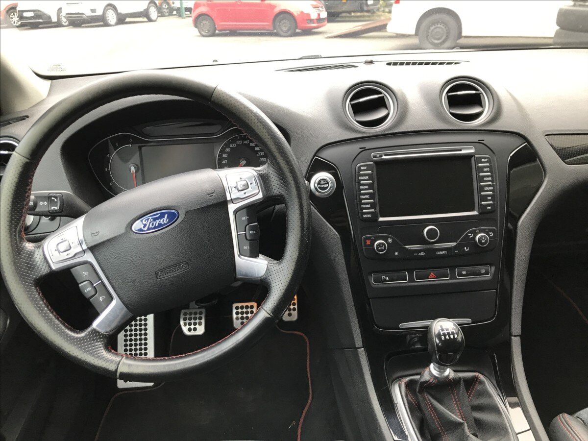 Ford Mondeo Kombi 2,2 l 147 kw