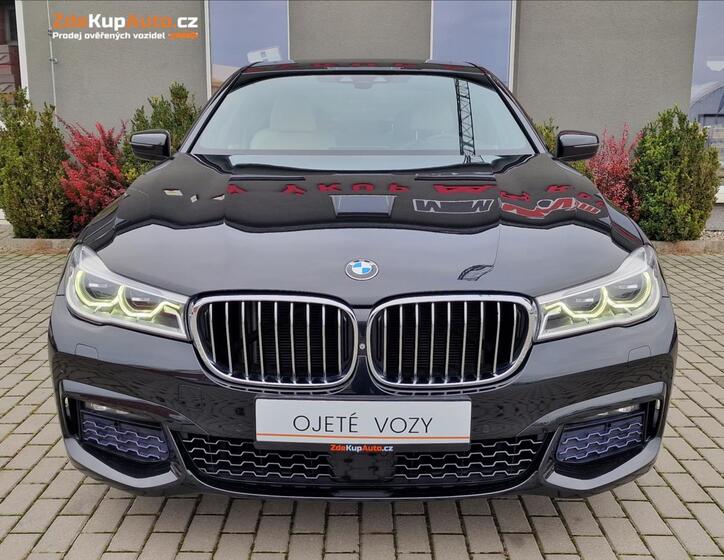 BMW Řada 7 4